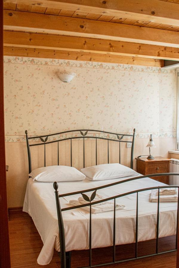 Hotel Capitelli ตรีเอสเต ภายนอก รูปภาพ