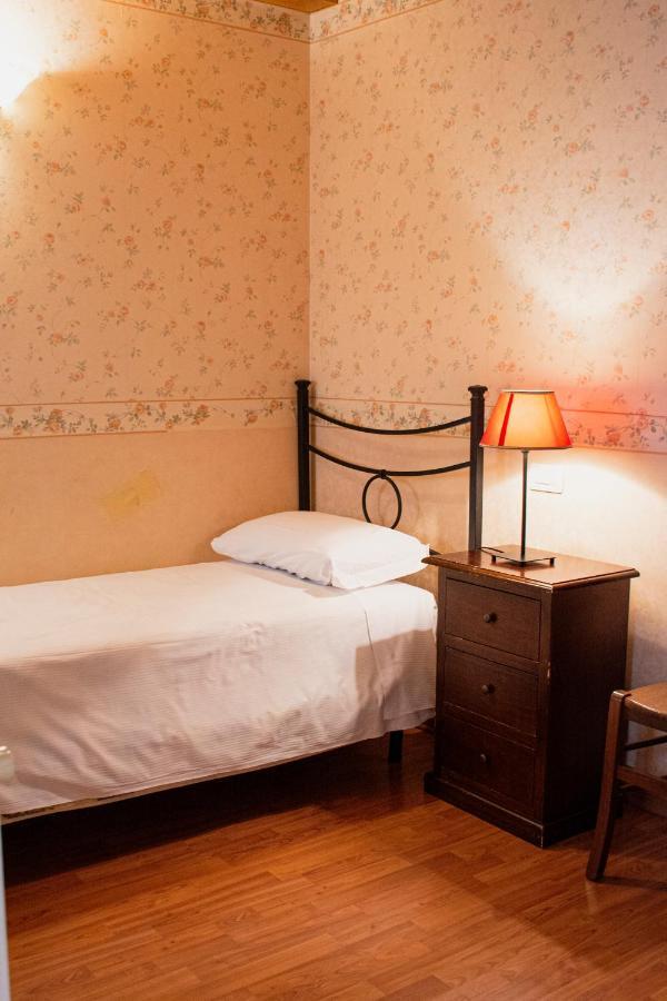 Hotel Capitelli ตรีเอสเต ภายนอก รูปภาพ
