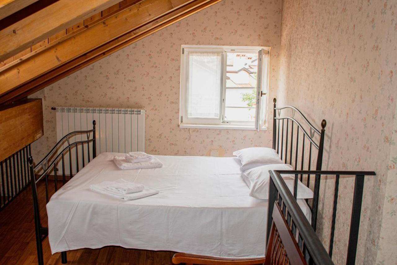 Hotel Capitelli ตรีเอสเต ภายนอก รูปภาพ