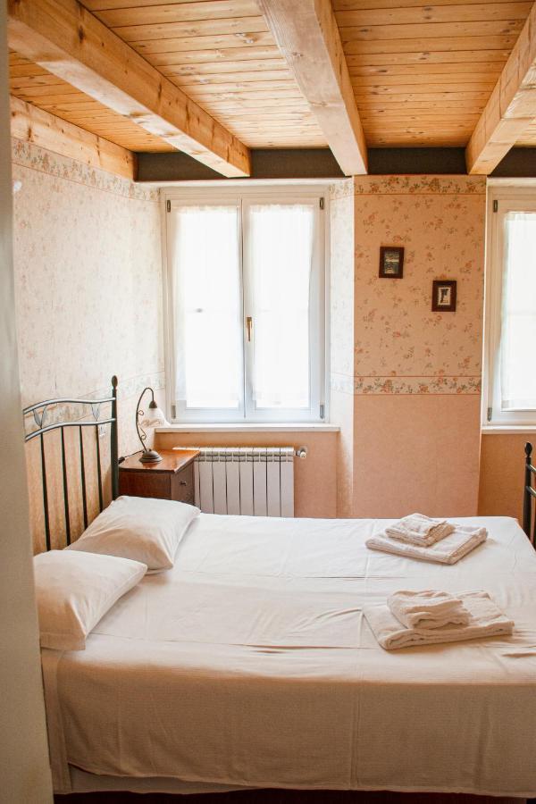 Hotel Capitelli ตรีเอสเต ภายนอก รูปภาพ