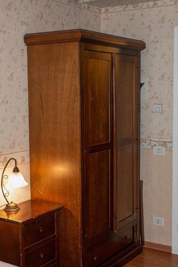Hotel Capitelli ตรีเอสเต ภายนอก รูปภาพ